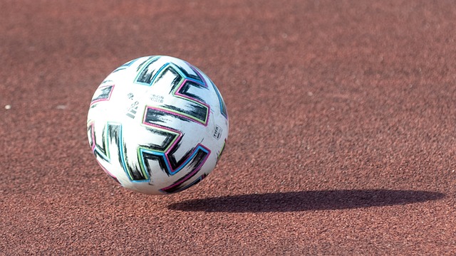 李玮锋：我觉得苏州的职业足球跟苏州这座城市还没有完全匹配